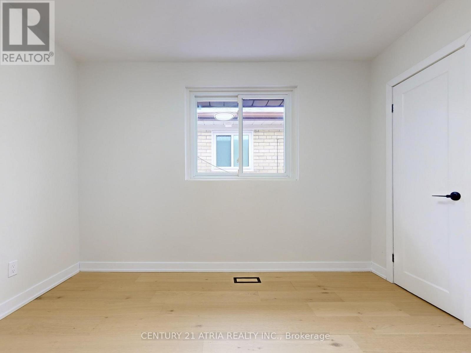 57 Saddle Ridge Drive, Toronto, Ontario  M4A 1Z6 - Photo 16 - C12641170