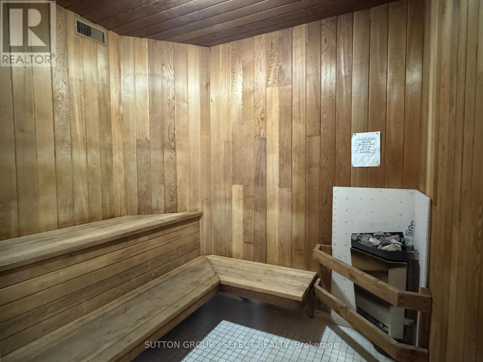 906 - 858 Commissioners Road E, London South, Ontario  N6C 5Y5 - Photo 3 - X12641290