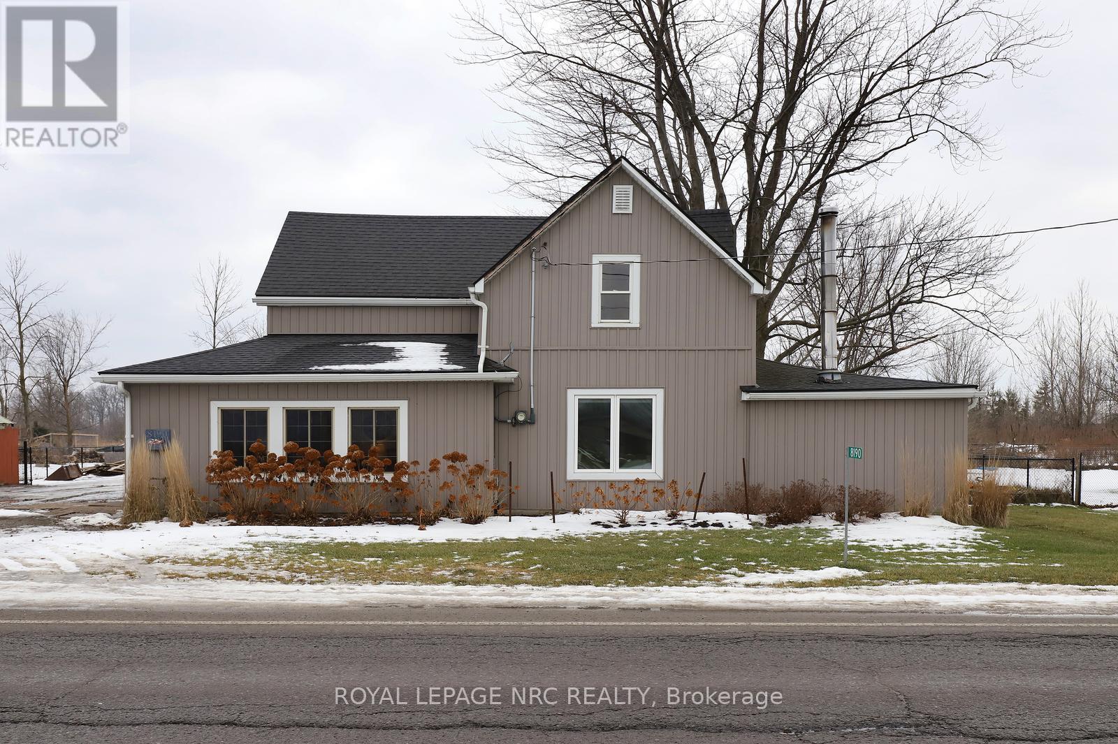 8190 Mud Street, Grimsby, Ontario  L0R 1M0 - Photo 2 - X12641254