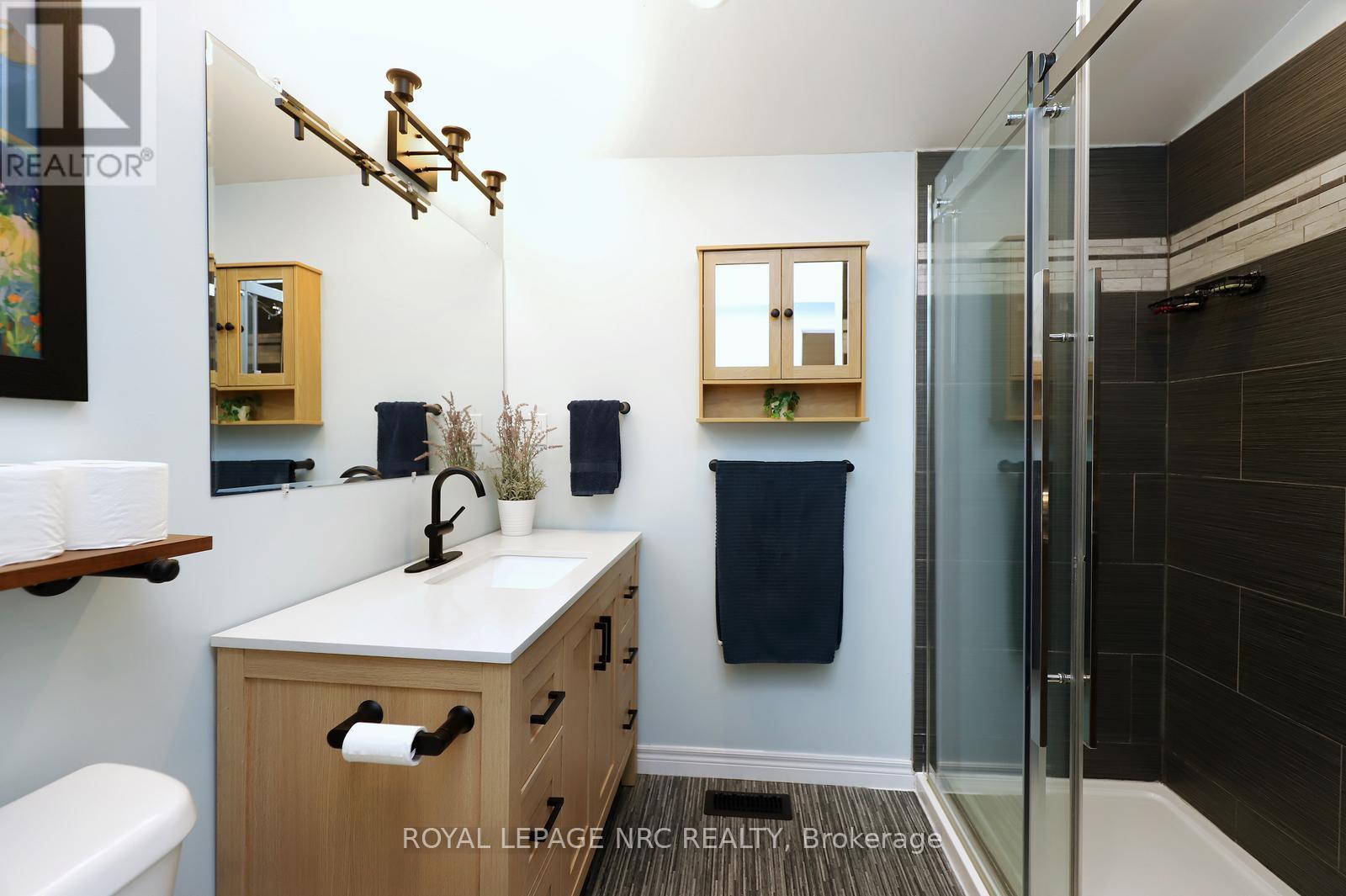 8190 Mud Street, Grimsby, Ontario  L0R 1M0 - Photo 20 - X12641254