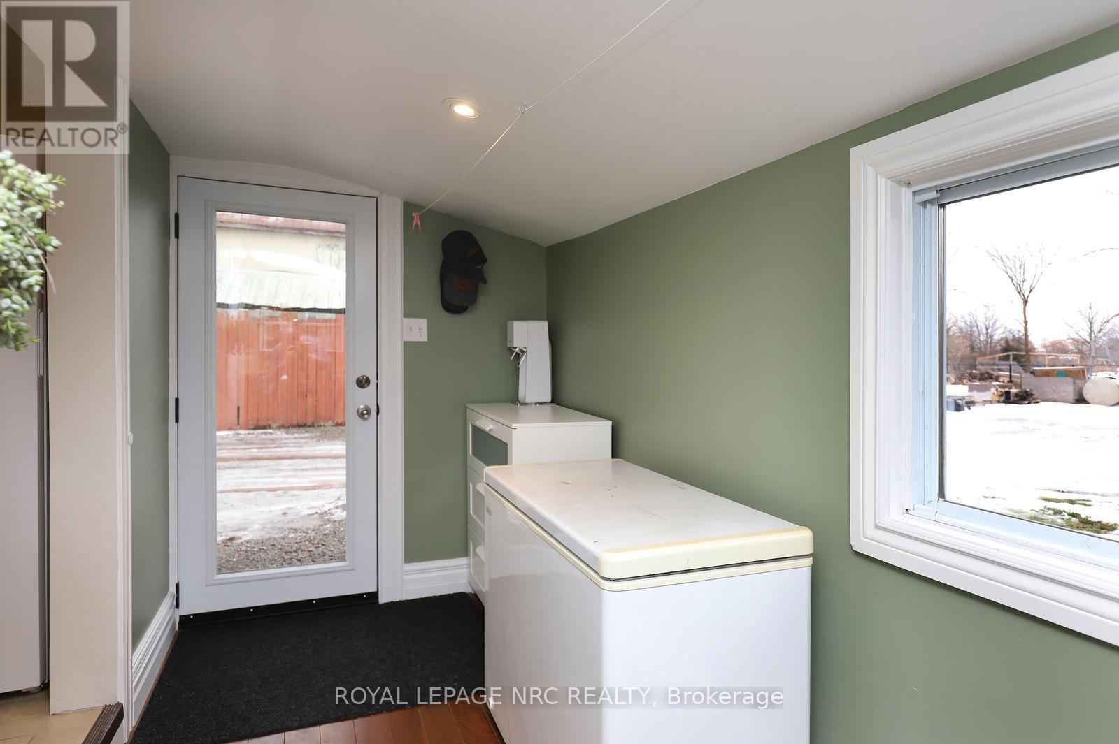 8190 Mud Street, Grimsby, Ontario  L0R 1M0 - Photo 27 - X12641254