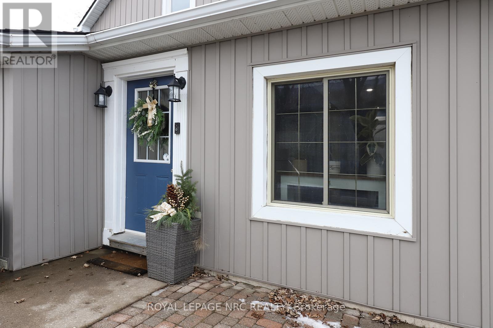 8190 Mud Street, Grimsby, Ontario  L0R 1M0 - Photo 3 - X12641254