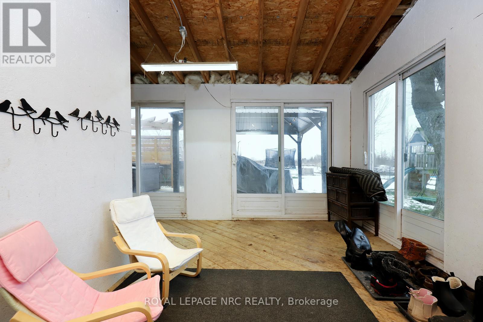 8190 Mud Street, Grimsby, Ontario  L0R 1M0 - Photo 33 - X12641254