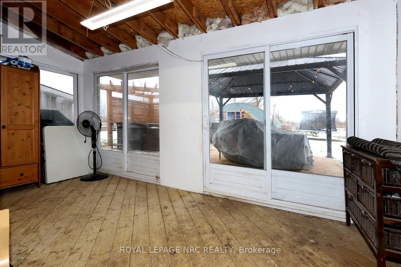 8190 Mud Street, Grimsby, Ontario  L0R 1M0 - Photo 34 - X12641254