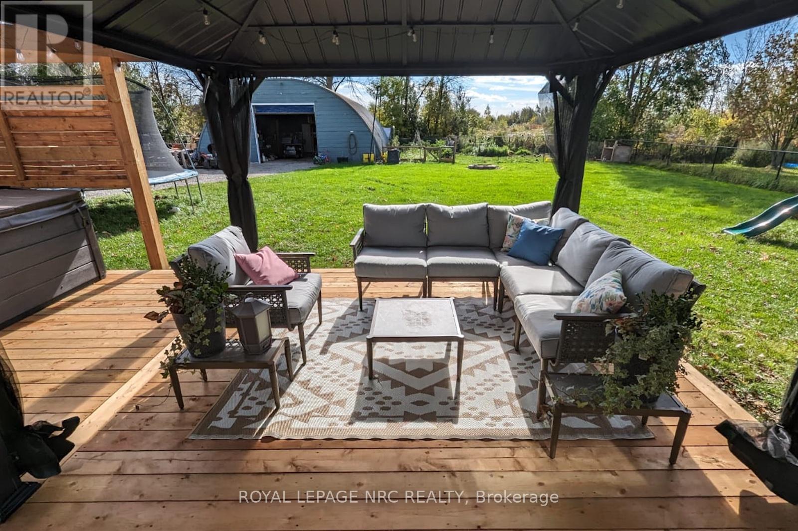 8190 Mud Street, Grimsby, Ontario  L0R 1M0 - Photo 44 - X12641254