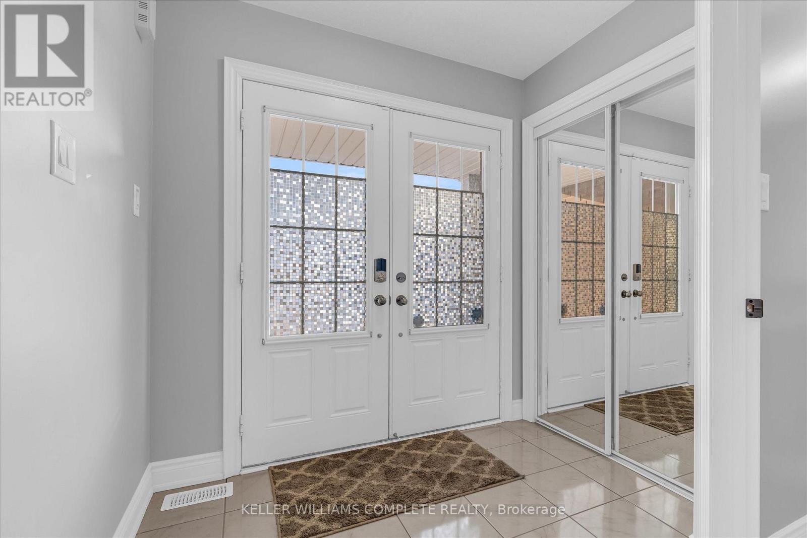 7703 Sycamore Drive, Niagara Falls, Ontario  L2H 0N6 - Photo 3 - X12641280