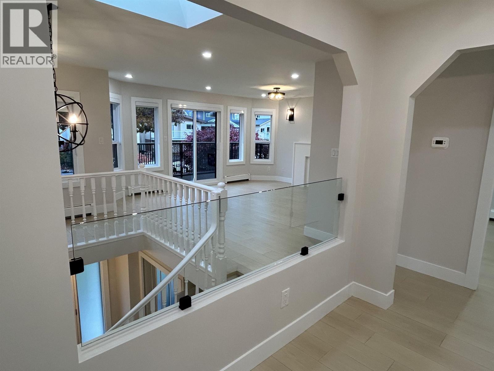 4848 Frances Street, Burnaby, British Columbia V5C 2S4 - Photo 9 - R3065000