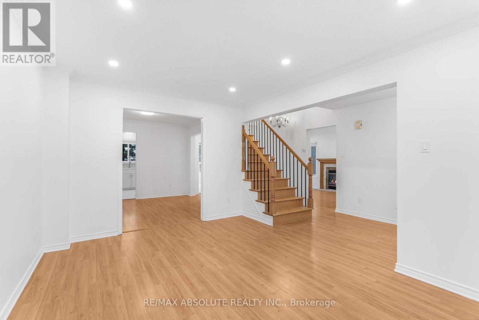 876 Clearcrest Crescent, Ottawa, Ontario  K4A 3E6 - Photo 17 - X12641354