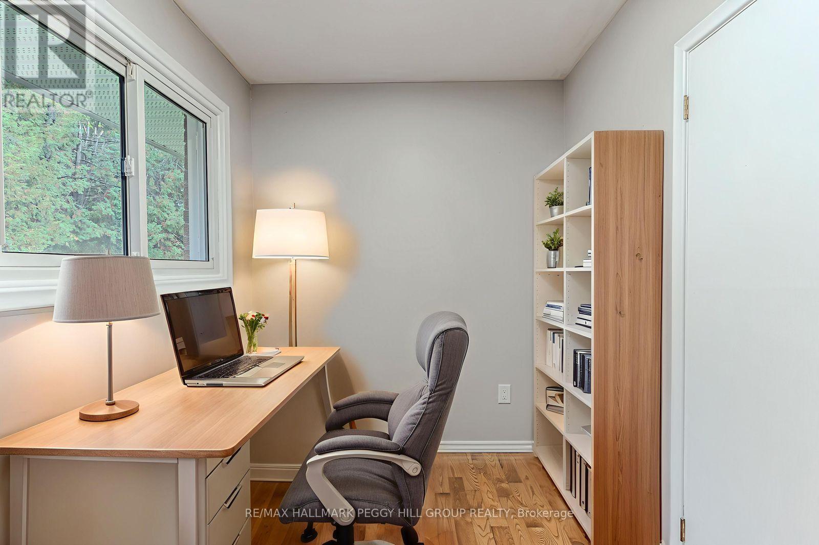 537 Huronia Road, Barrie, Ontario  L4N 8X3 - Photo 16 - S12457458