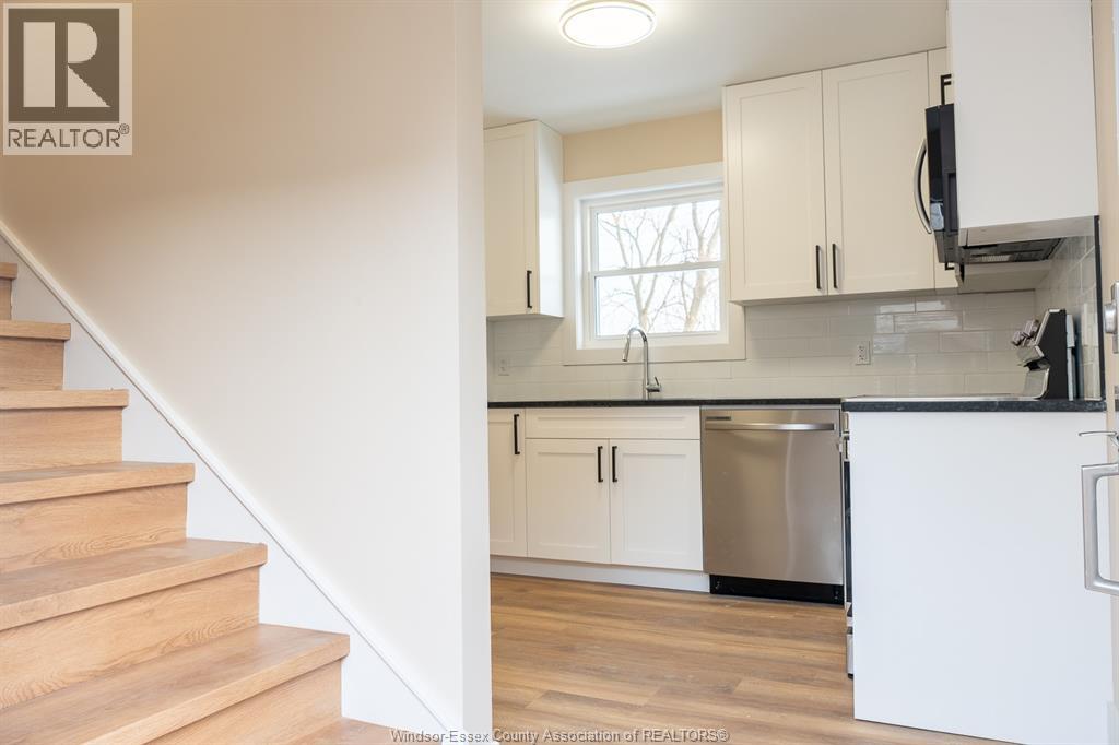 3495 Bloomfield Road Unit# 3, Windsor, Ontario N9C 3H4 - Photo 3 - 25031852