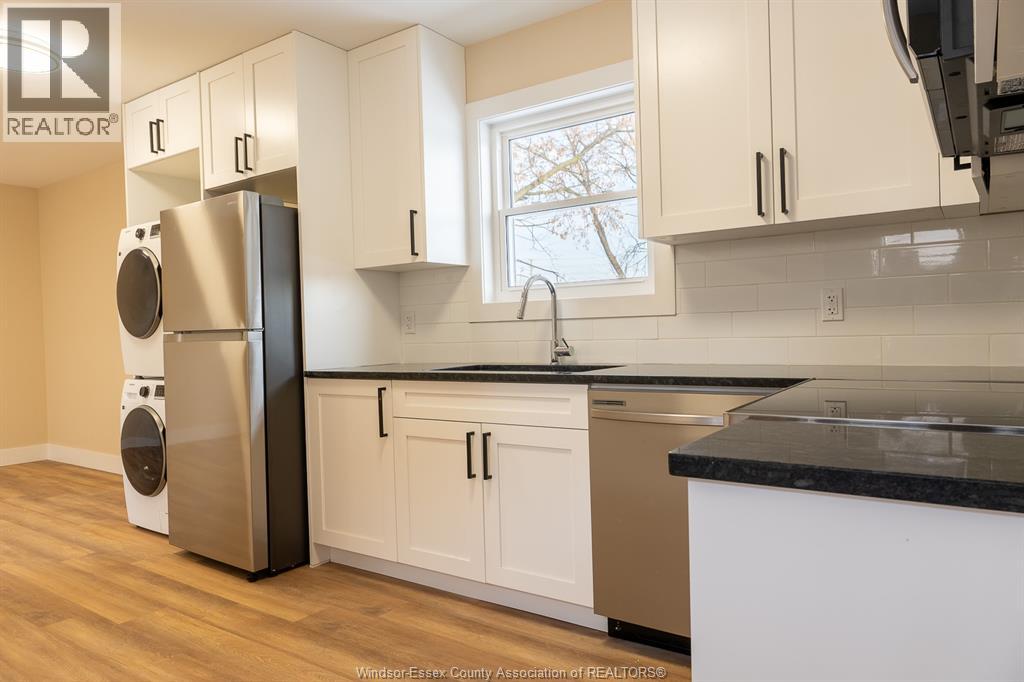 3495 Bloomfield Road Unit# 3, Windsor, Ontario N9C 3H4 - Photo 4 - 25031852