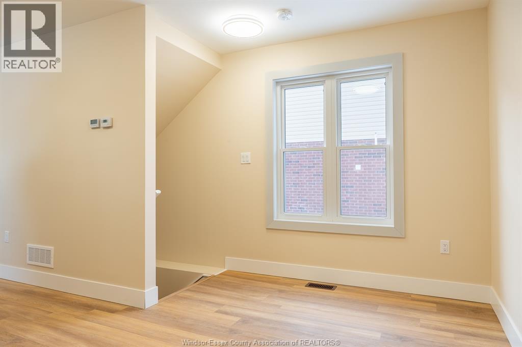 3495 Bloomfield Road Unit# 3, Windsor, Ontario N9C 3H4 - Photo 5 - 25031852