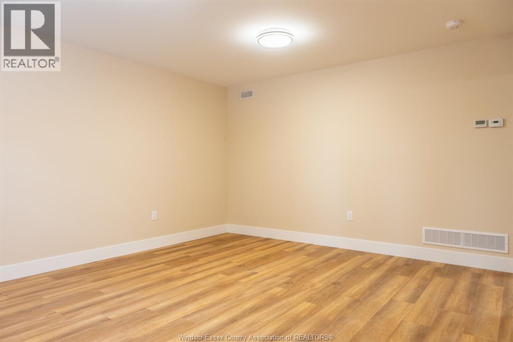 3495 Bloomfield Road Unit# 2, Windsor, Ontario N9C 3H4 - Photo 4 - 25031851