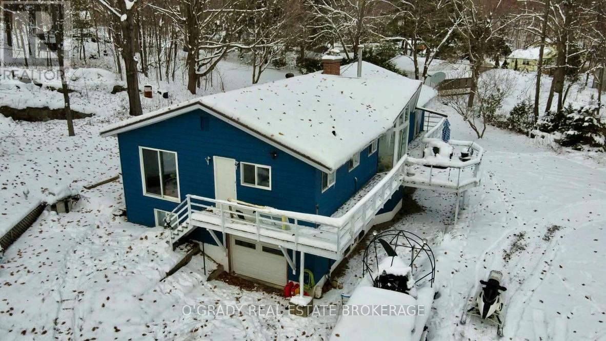 2 Pooles Resort Road, Leeds And The Thousand Islands, Ontario  K0E 1R0 - Photo 12 - X12641368