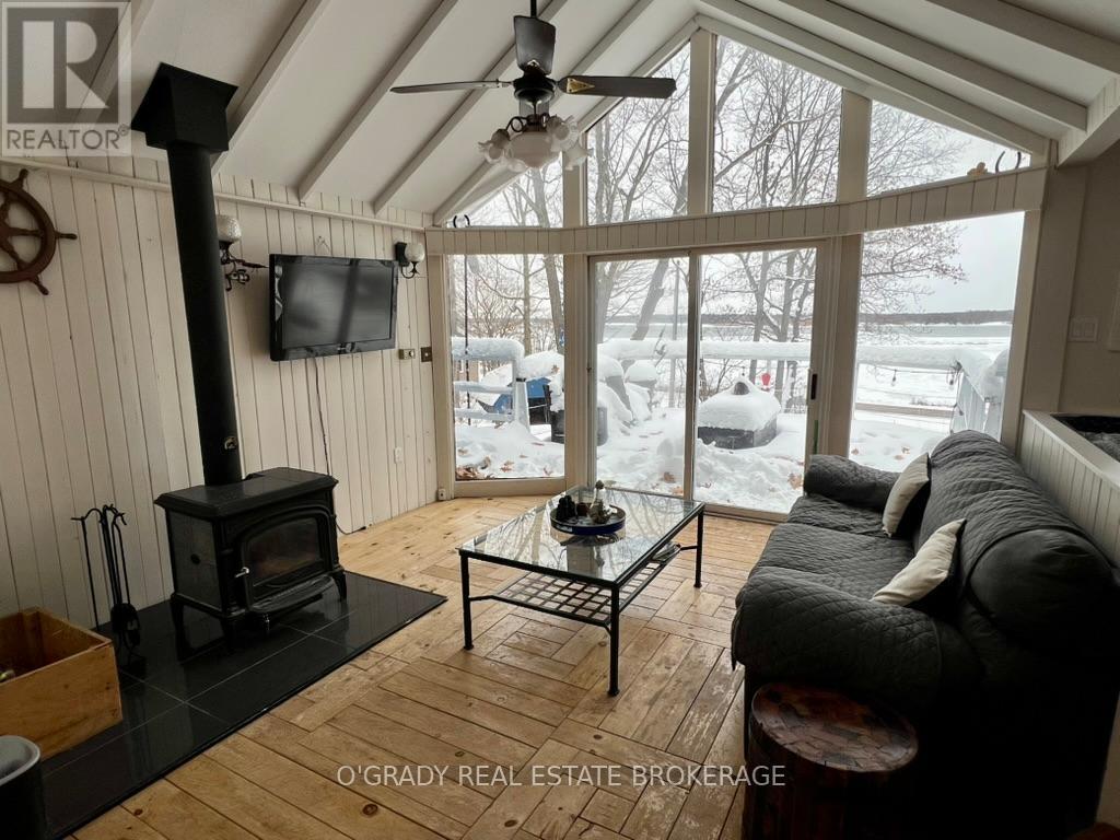 2 Pooles Resort Road, Leeds And The Thousand Islands, Ontario  K0E 1R0 - Photo 24 - X12641368