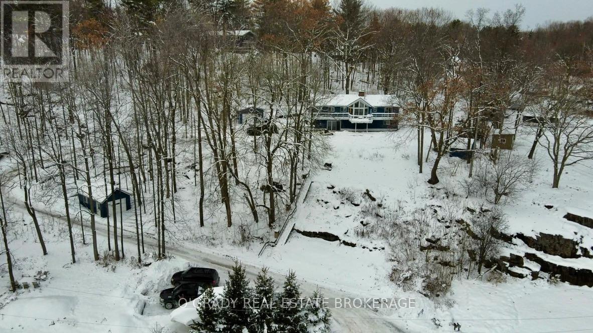 2 Pooles Resort Road, Leeds And The Thousand Islands, Ontario  K0E 1R0 - Photo 4 - X12641368