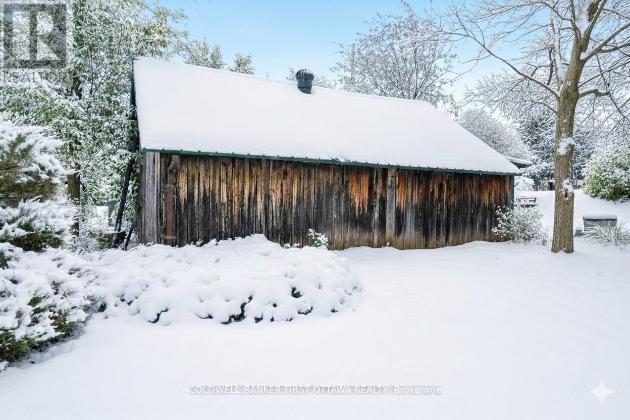 160 Mcveety Road, Drummond/north Elmsley, Ontario  K7H 3C7 - Photo 4 - X12306683