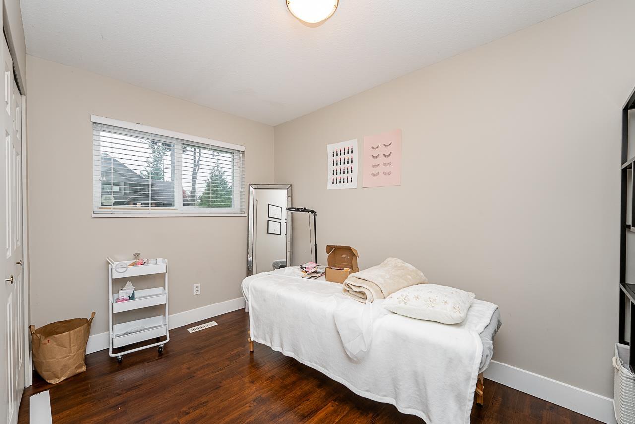 10816 80 Avenue, Delta, British Columbia  V4C 4C2 - Photo 16 - R3067673