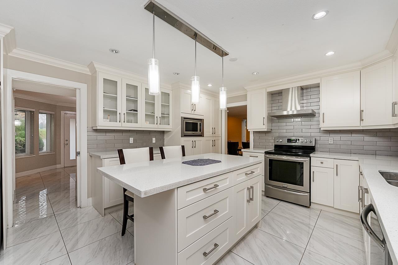 10816 80 Avenue, Delta, British Columbia  V4C 4C2 - Photo 8 - R3067673