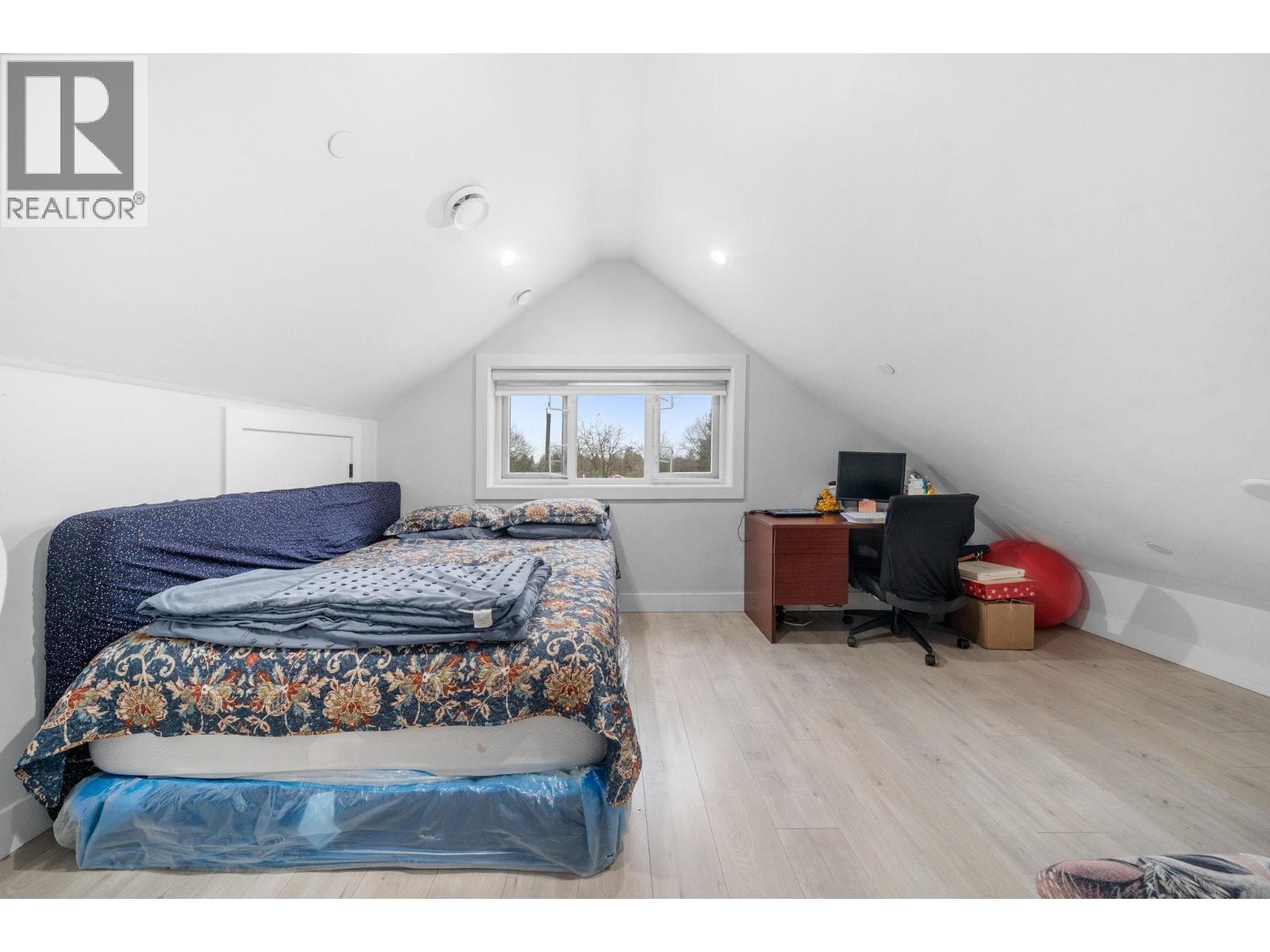 6749 Knight Street, Vancouver, British Columbia V5P 2W4 - Photo 17 - R3057516