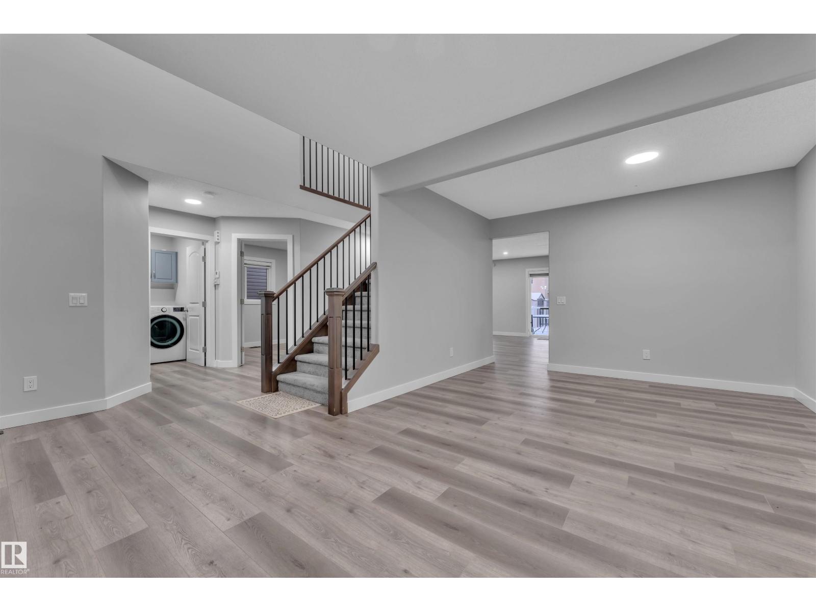 3415 25 Street Nw, Edmonton, Alberta  T6T 0B1 - Photo 15 - E4468368