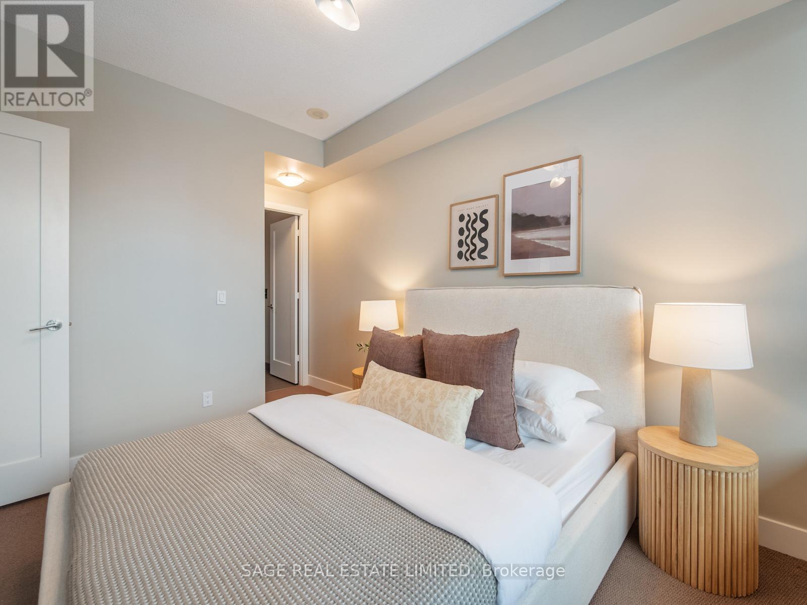 1701 - 120 Homewood Avenue, Toronto, Ontario  M4Y 2J3 - Photo 13 - C12641292