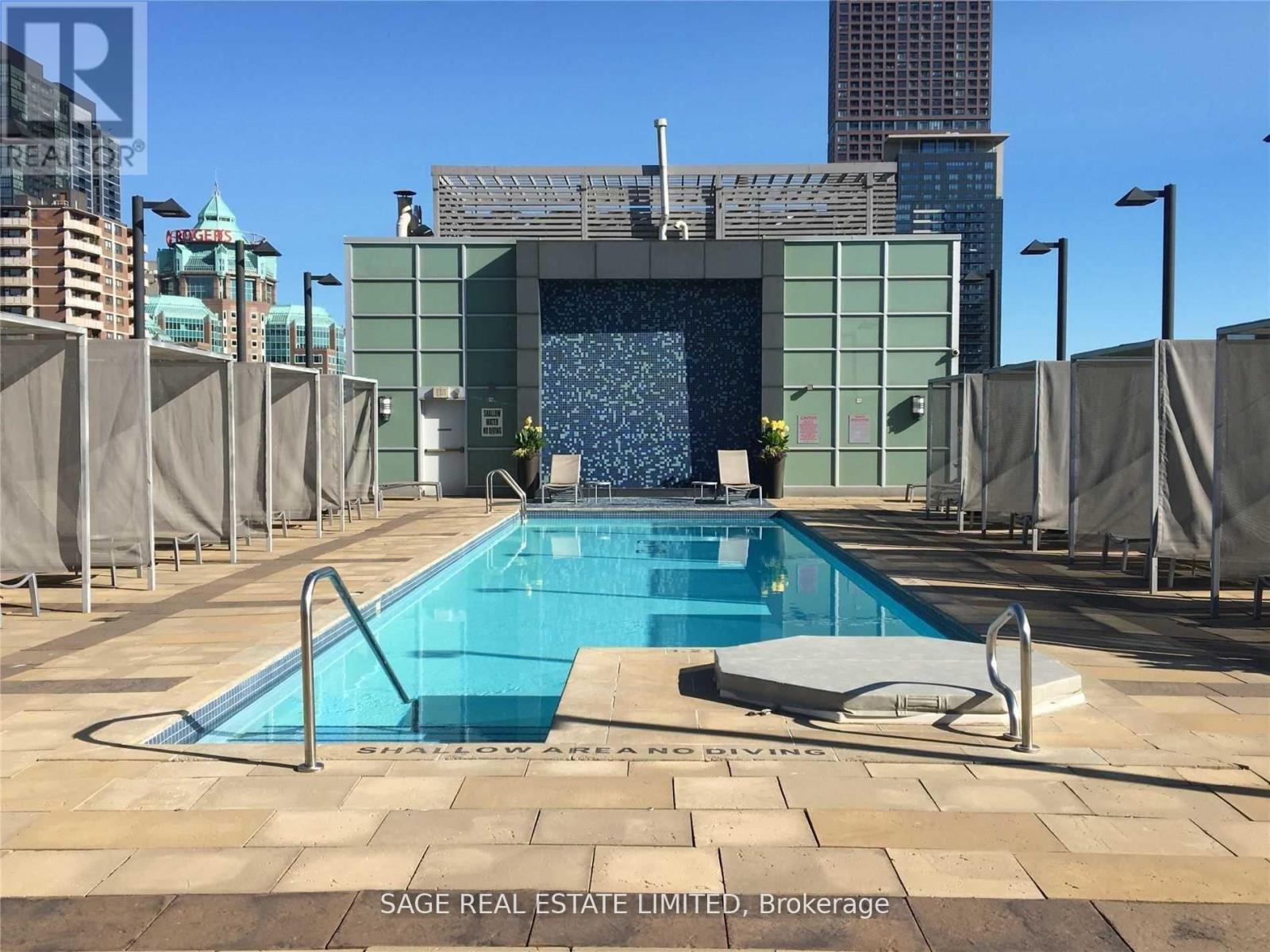 1701 - 120 Homewood Avenue, Toronto, Ontario  M4Y 2J3 - Photo 27 - C12641292