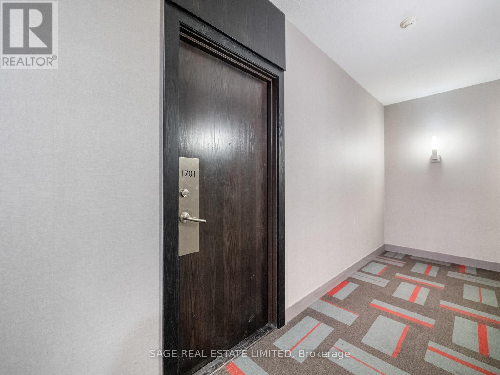 1701 - 120 Homewood Avenue, Toronto, Ontario  M4Y 2J3 - Photo 33 - C12641292