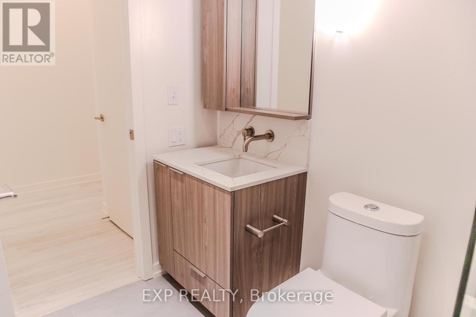 615n - 120 Broadway Avenue, Toronto, Ontario  M4P 0E9 - Photo 11 - C12641326