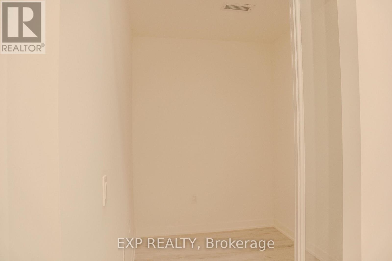 615n - 120 Broadway Avenue, Toronto, Ontario  M4P 0E9 - Photo 13 - C12641326