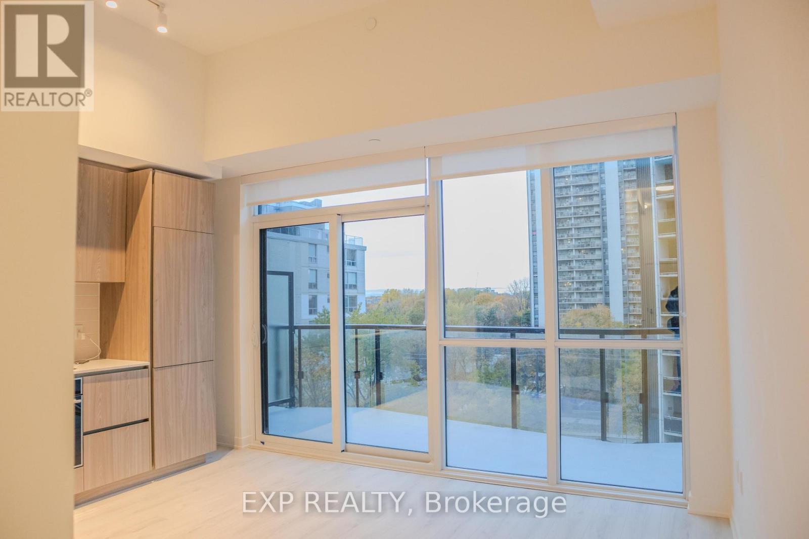 615n - 120 Broadway Avenue, Toronto, Ontario  M4P 0E9 - Photo 4 - C12641326