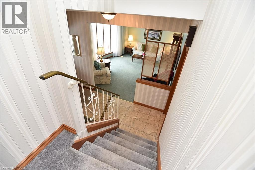 23 Lynndale Drive, Dundas, Ontario  L9H 3L4 - Photo 19 - 40793967