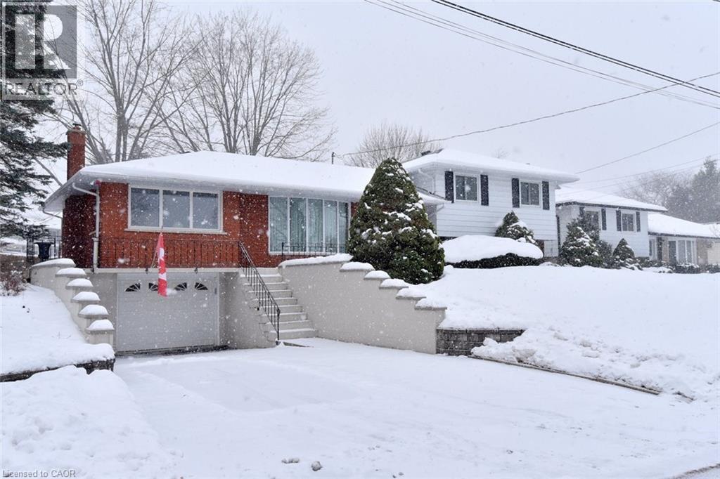 23 Lynndale Drive, Dundas, Ontario  L9H 3L4 - Photo 2 - 40793967