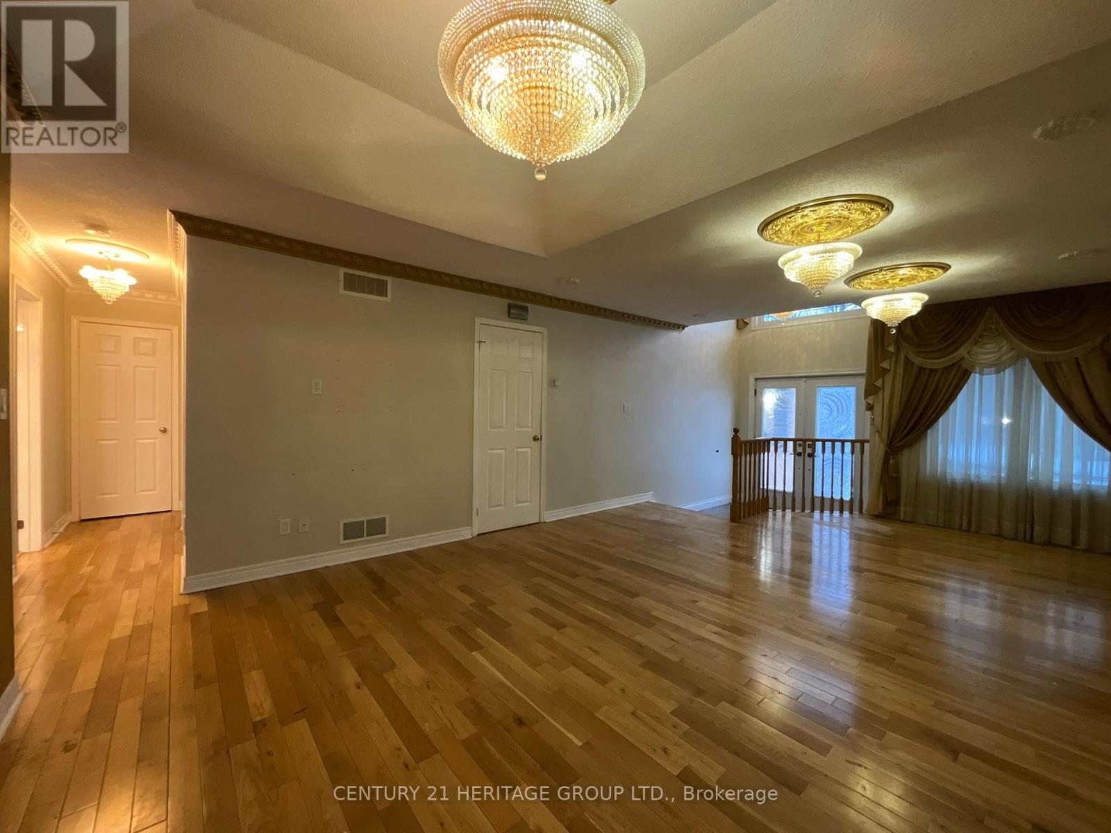 305 Sandringham Drive, Clarington, Ontario  L1E 3A7 - Photo 9 - E12641320