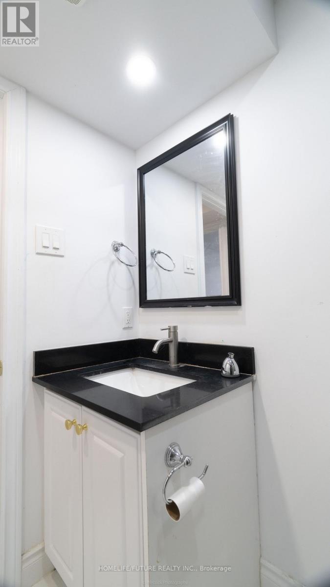 Bsmt - 72 Sandford Crescent, Whitby, Ontario  L1R 2S1 - Photo 9 - E12641360