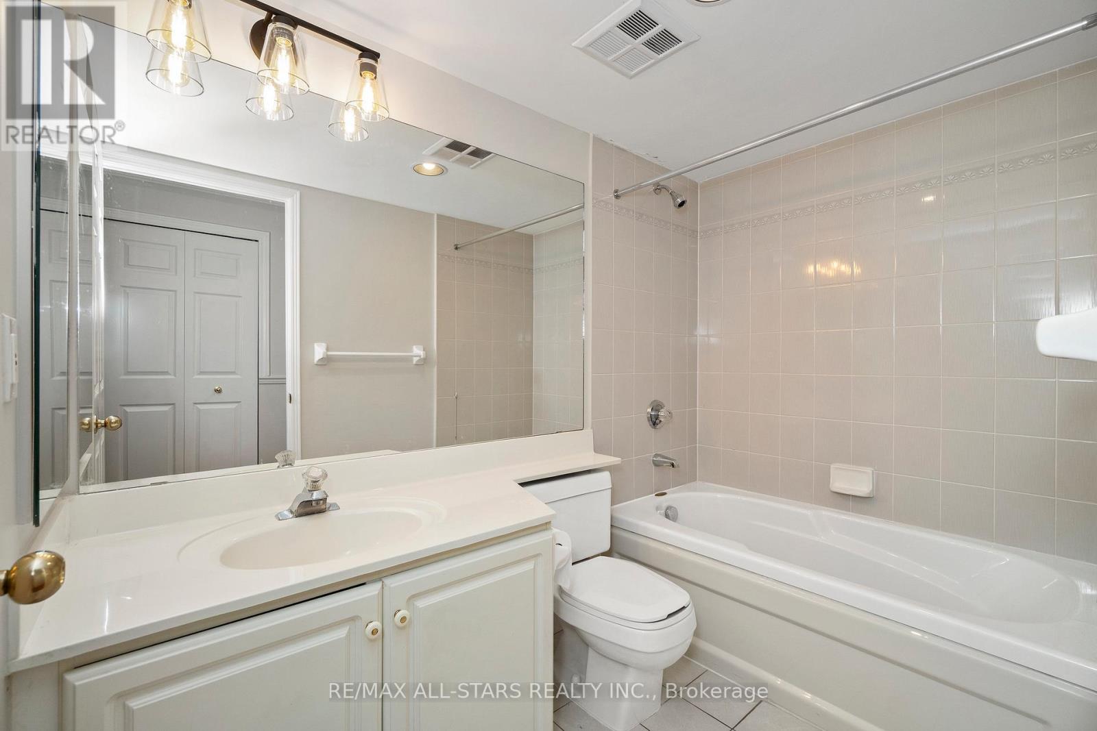 404 - 610 Bullock Drive, Markham, Ontario  L3R 0G1 - Photo 41 - N12641308