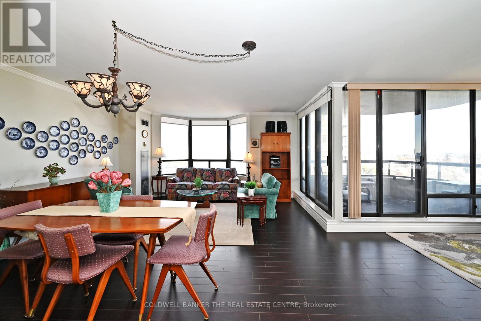 1004 - 7440 Bathurst Street, Vaughan, Ontario  L4J 7K8 - Photo 10 - N12641348