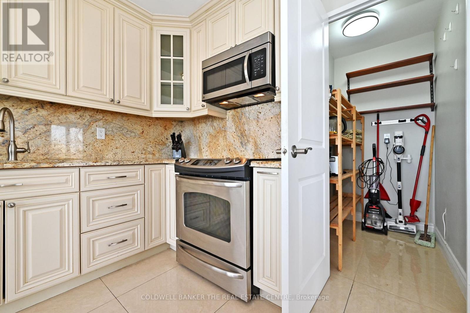 1004 - 7440 Bathurst Street, Vaughan, Ontario  L4J 7K8 - Photo 21 - N12641348