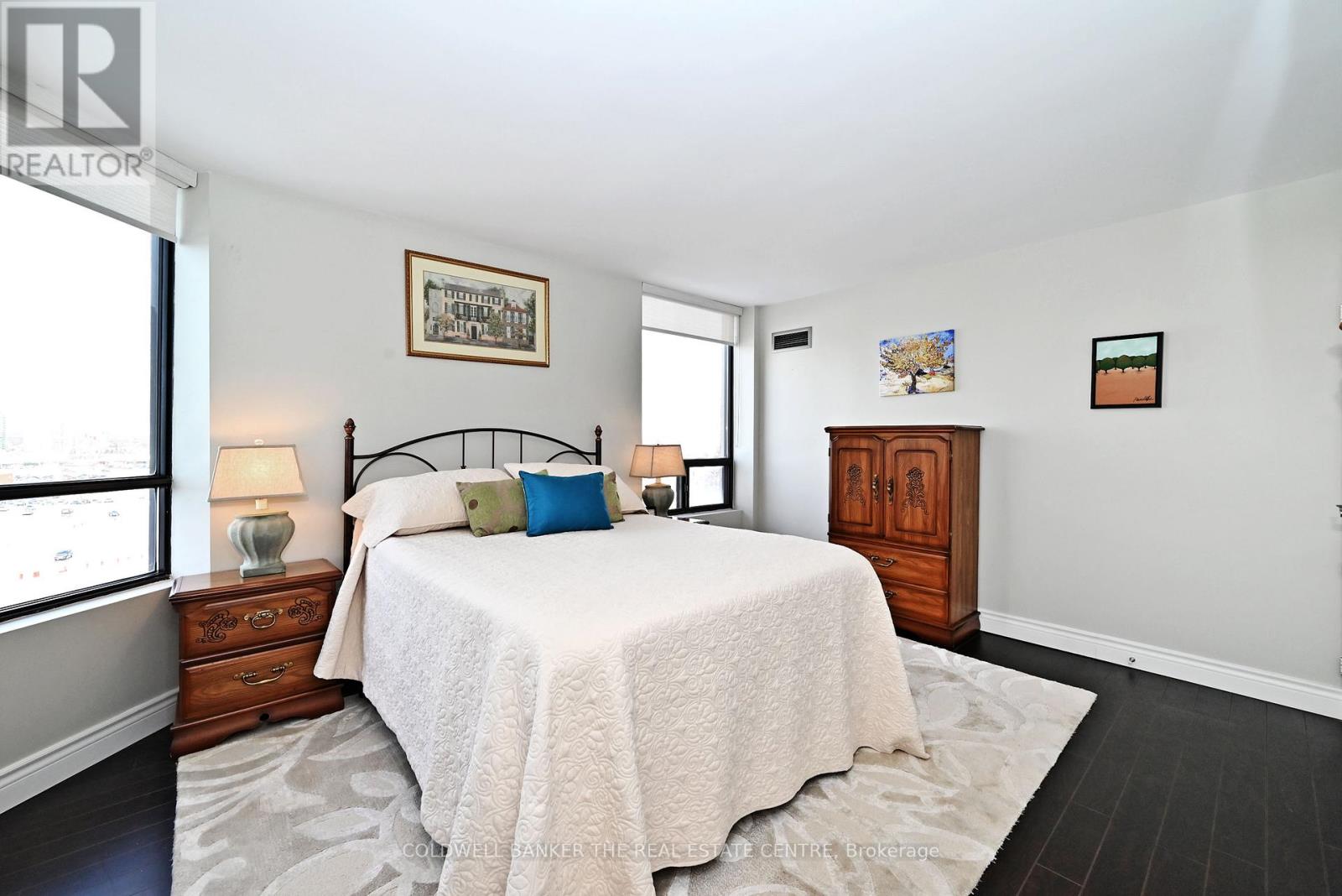 1004 - 7440 Bathurst Street, Vaughan, Ontario  L4J 7K8 - Photo 30 - N12641348