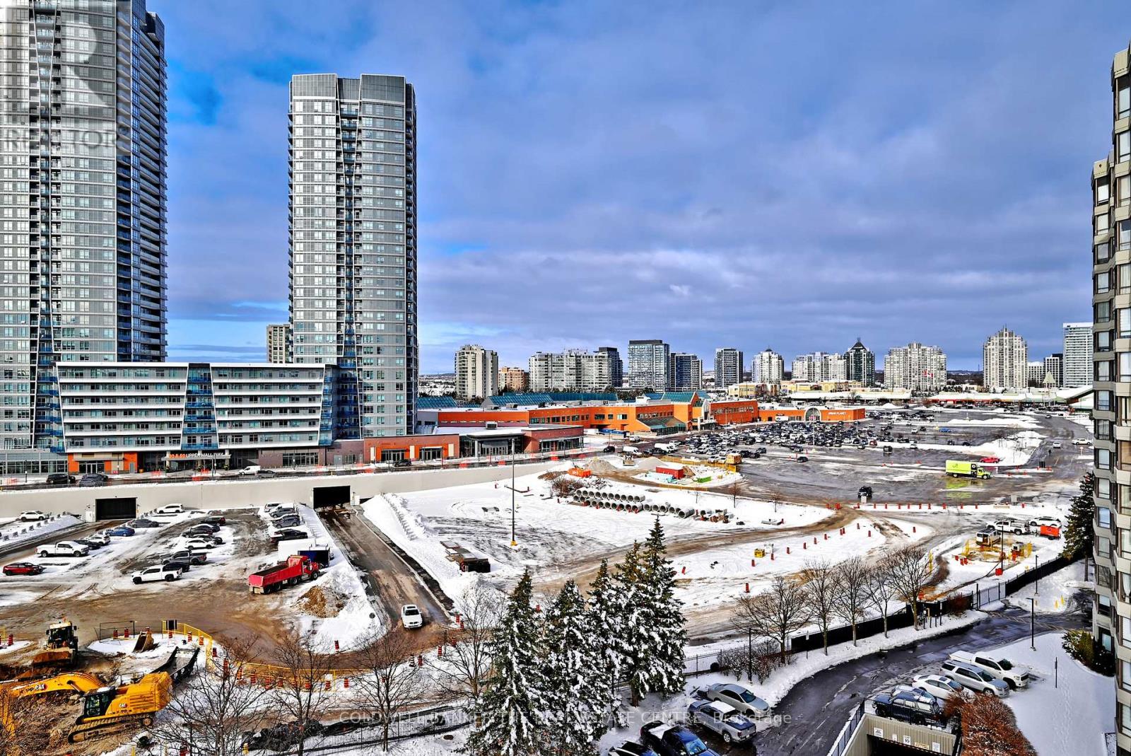 1004 - 7440 Bathurst Street, Vaughan, Ontario  L4J 7K8 - Photo 39 - N12641348