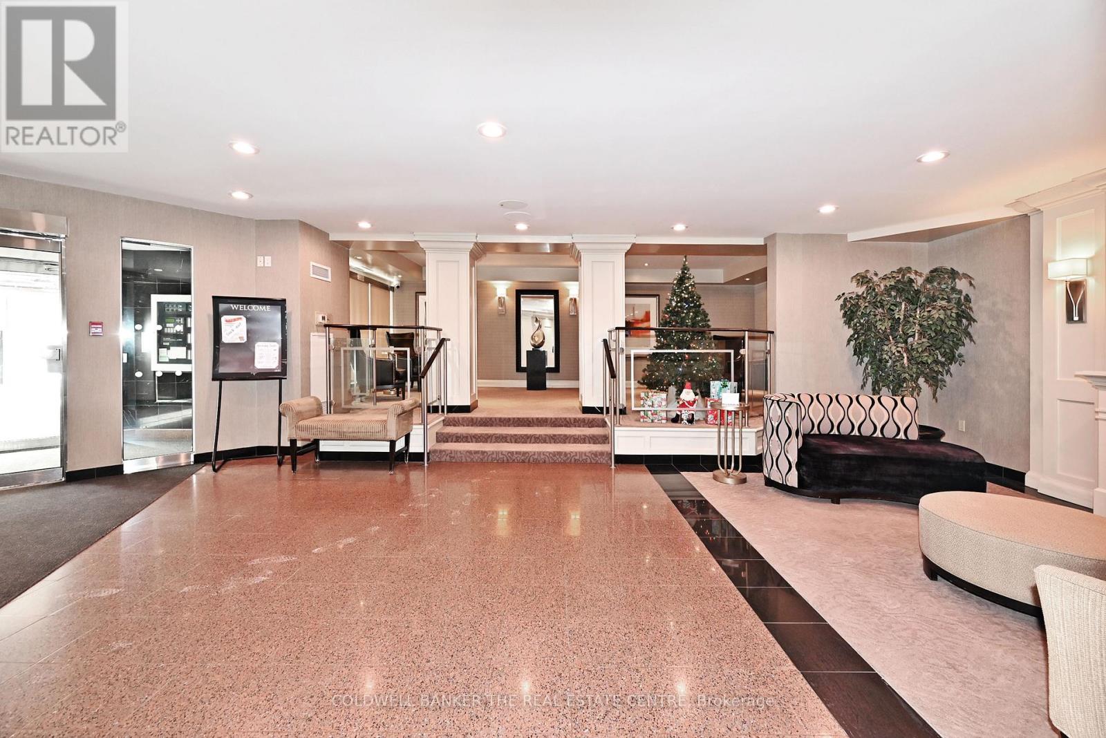 1004 - 7440 Bathurst Street, Vaughan, Ontario  L4J 7K8 - Photo 6 - N12641348