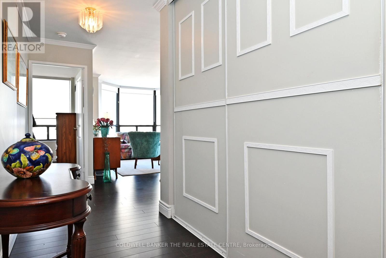 1004 - 7440 Bathurst Street, Vaughan, Ontario  L4J 7K8 - Photo 8 - N12641348