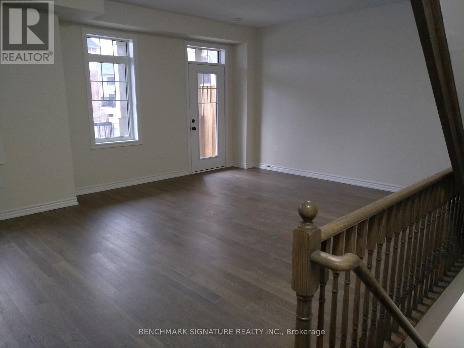 29 George Peach Avenue, Markham, Ontario  L6C 0Z1 - Photo 7 - N12641366