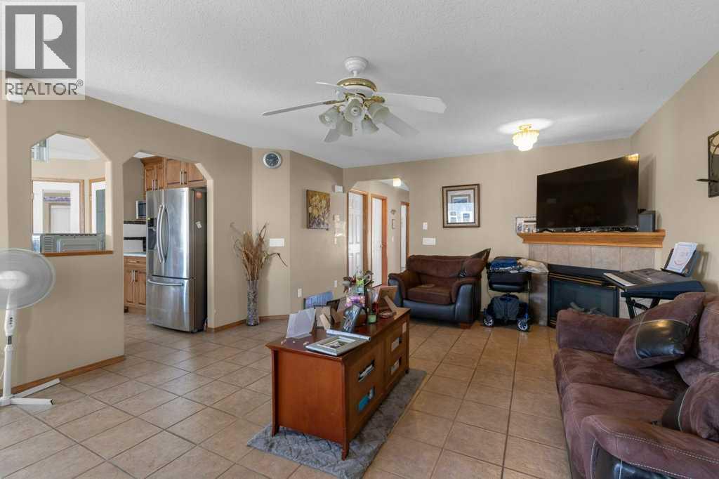 442 Saddlecreek Way Ne, Calgary, Alberta  T3J 4V5 - Photo 5 - A2253905