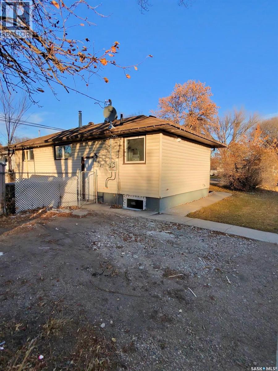 401 S Avenue N, Saskatoon, Saskatchewan  S7L 2Z9 - Photo 29 - SK025776
