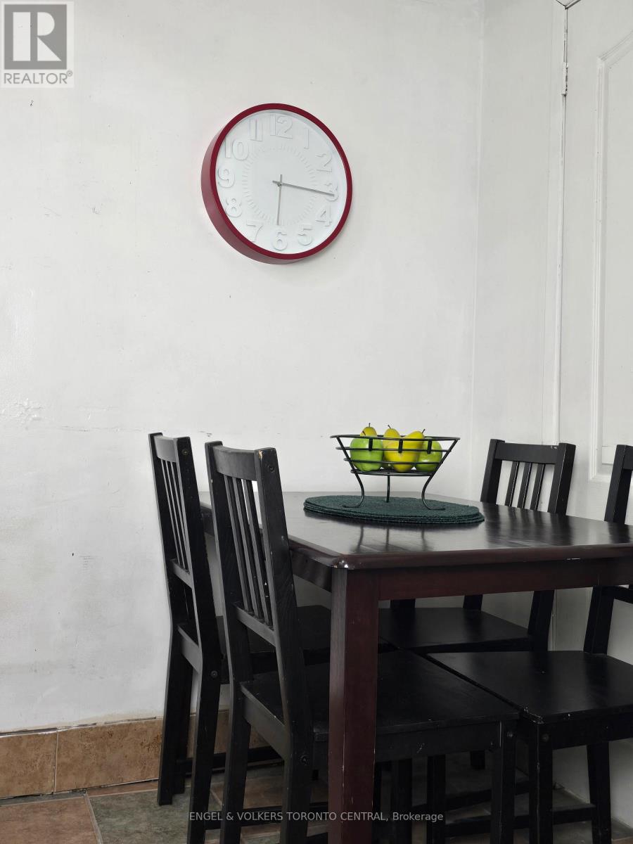 Bsmt - 9 Shademaster Court, Toronto, Ontario  M1B 1Y5 - Photo 18 - E12437925