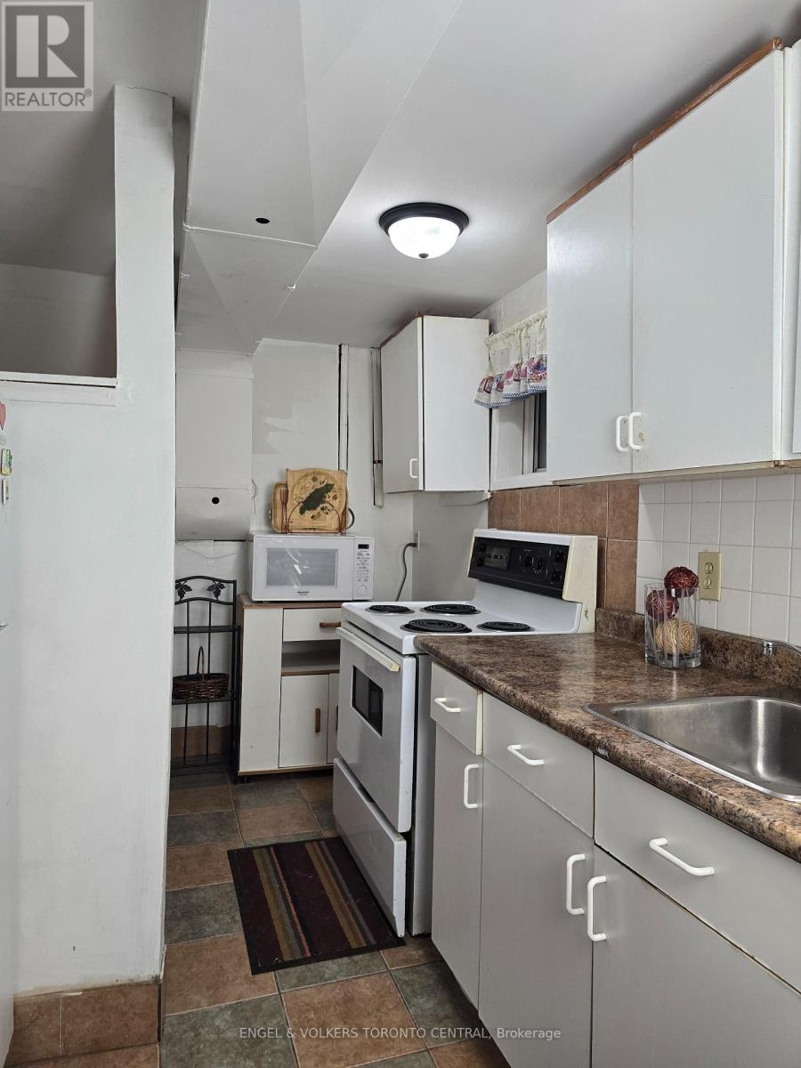 Bsmt - 9 Shademaster Court, Toronto, Ontario  M1B 1Y5 - Photo 23 - E12437925