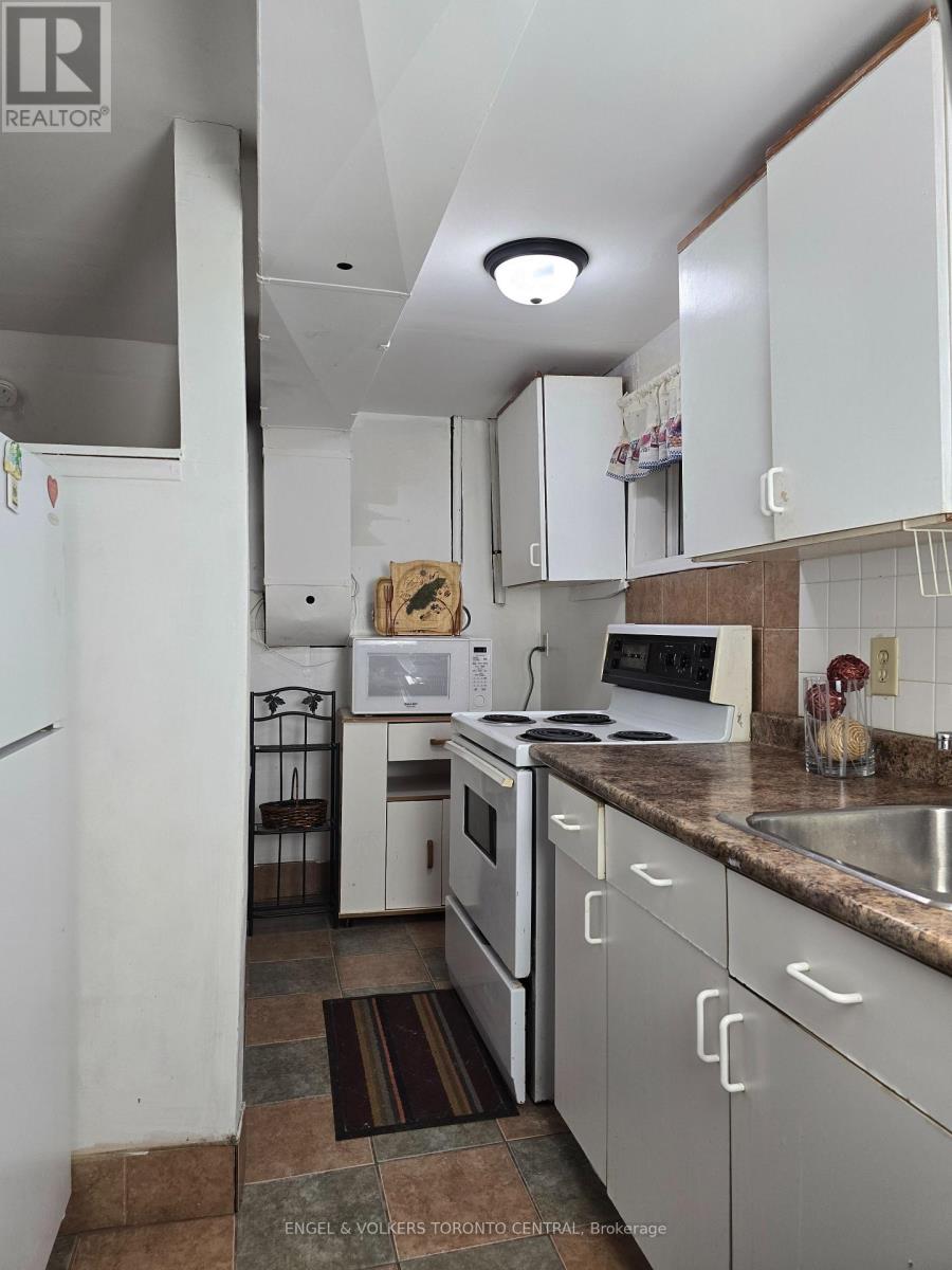 Bsmt - 9 Shademaster Court, Toronto, Ontario  M1B 1Y5 - Photo 24 - E12437925