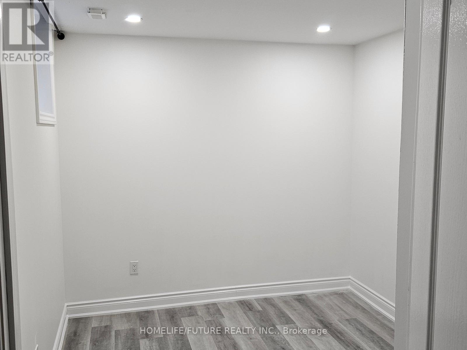 Bsmt - 36 Newhouse Boulevard, Caledon, Ontario  L7C 4A1 - Photo 7 - W12641304