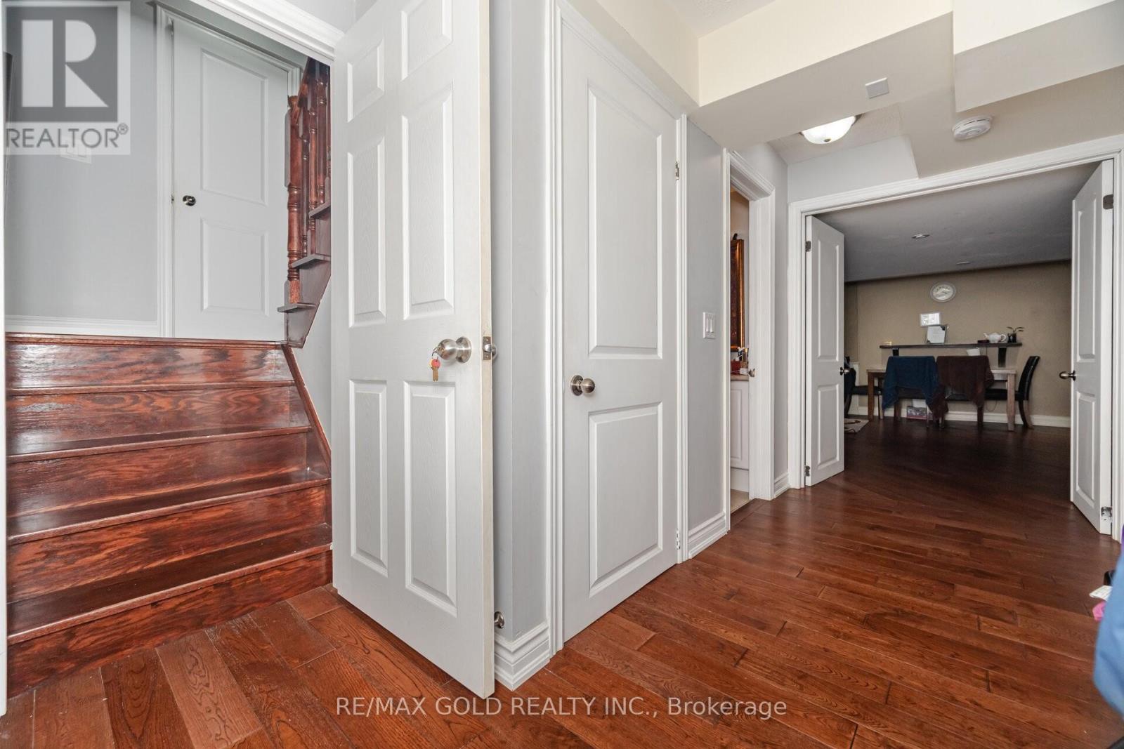 32 Eaglesprings Crescent, Brampton, Ontario  L6P 2V9 - Photo 22 - W12641316